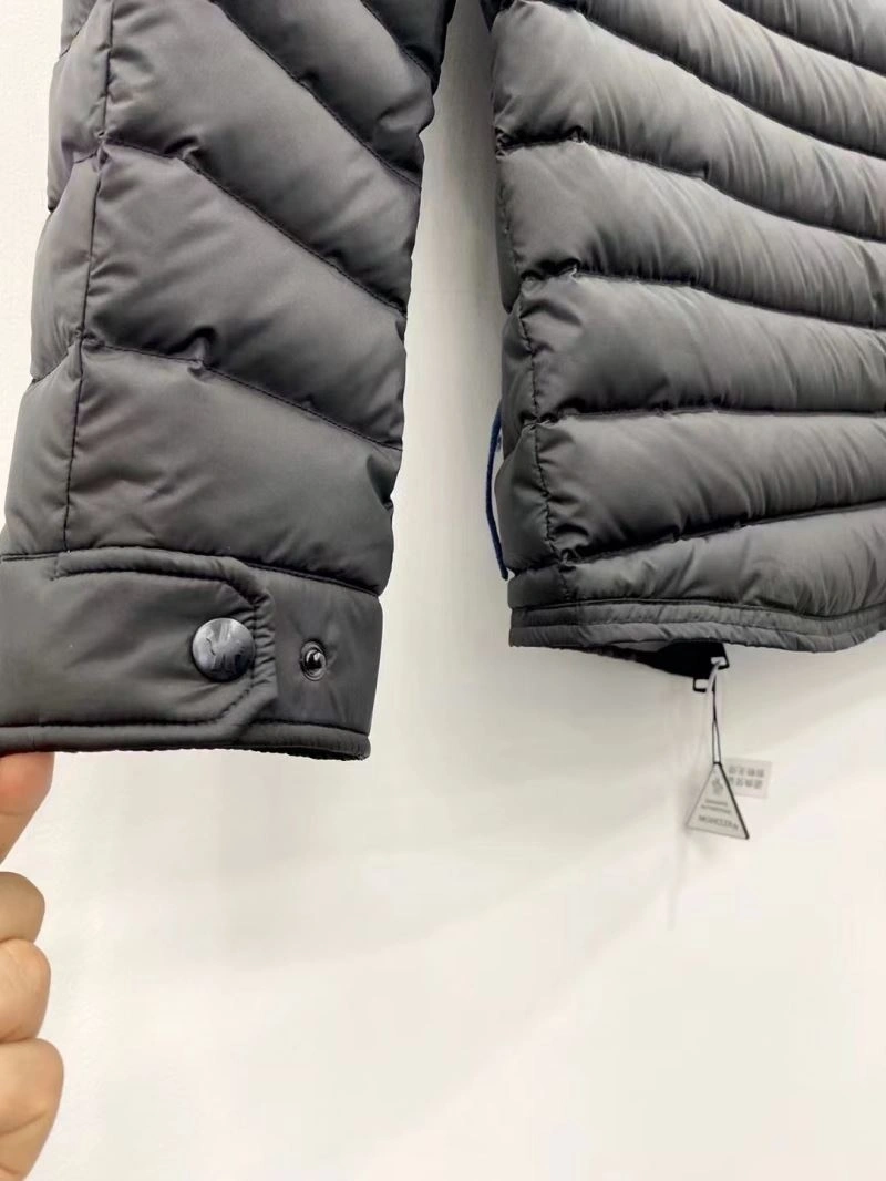 Moncler Down Jackets Colorful 144137