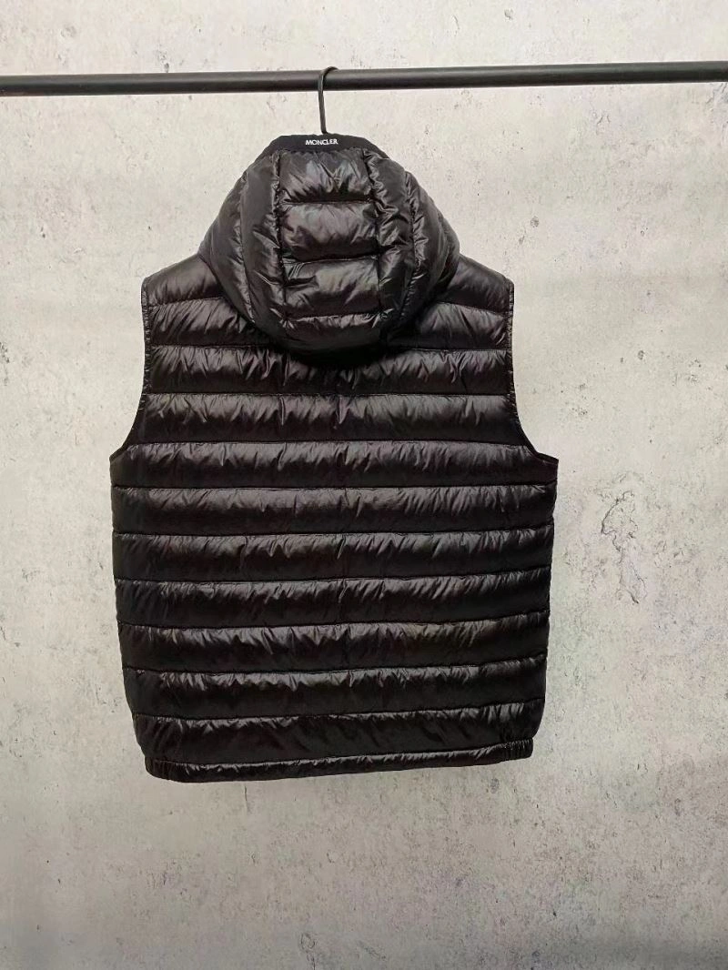 FreshLook Moncler Down Jackets 144131