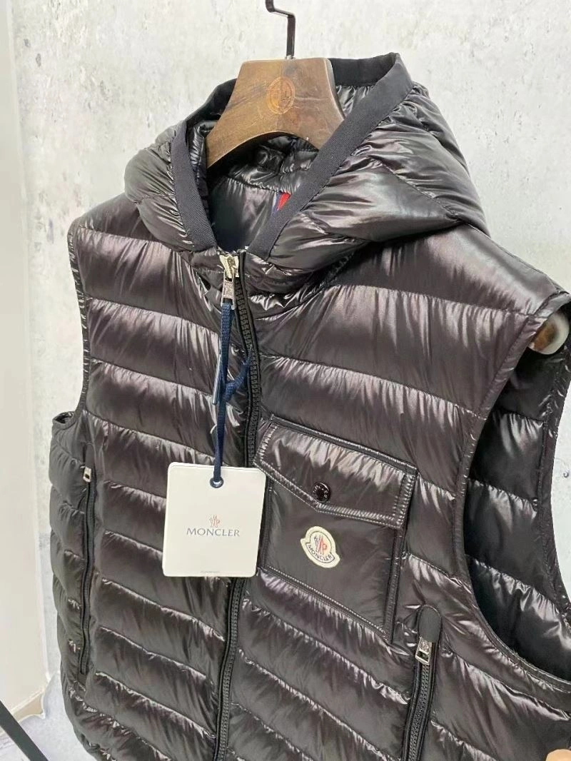 FreshLook Moncler Down Jackets 144131