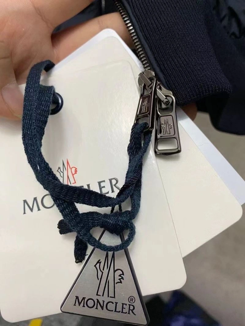 Tailored Moncler Down Jackets 144128