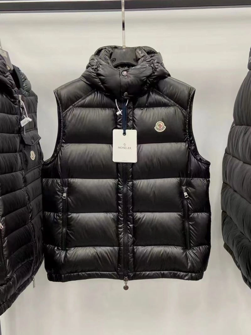 Moncler Down Jackets Resilient 144129