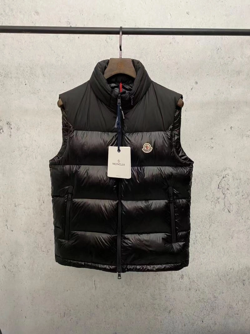 ModernLook Moncler Down Jackets 144123