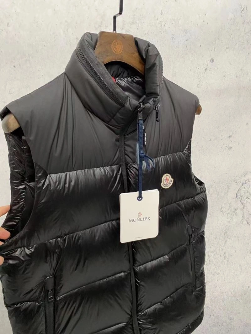 ModernLook Moncler Down Jackets 144123