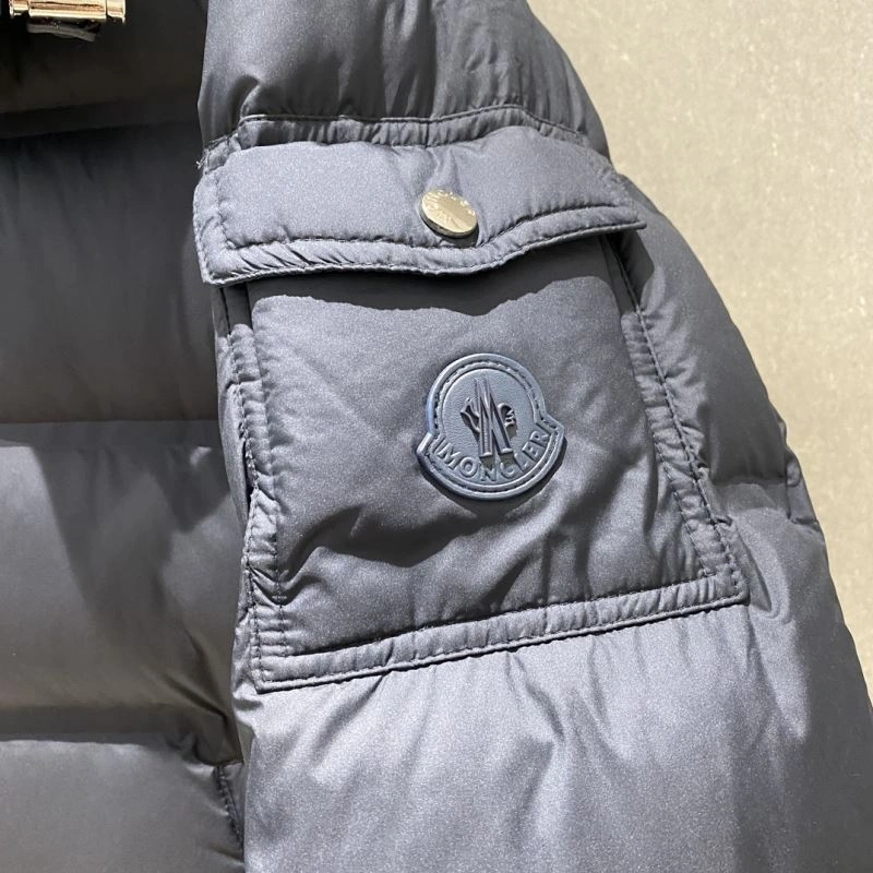 Elegant Moncler Down Jackets 144124