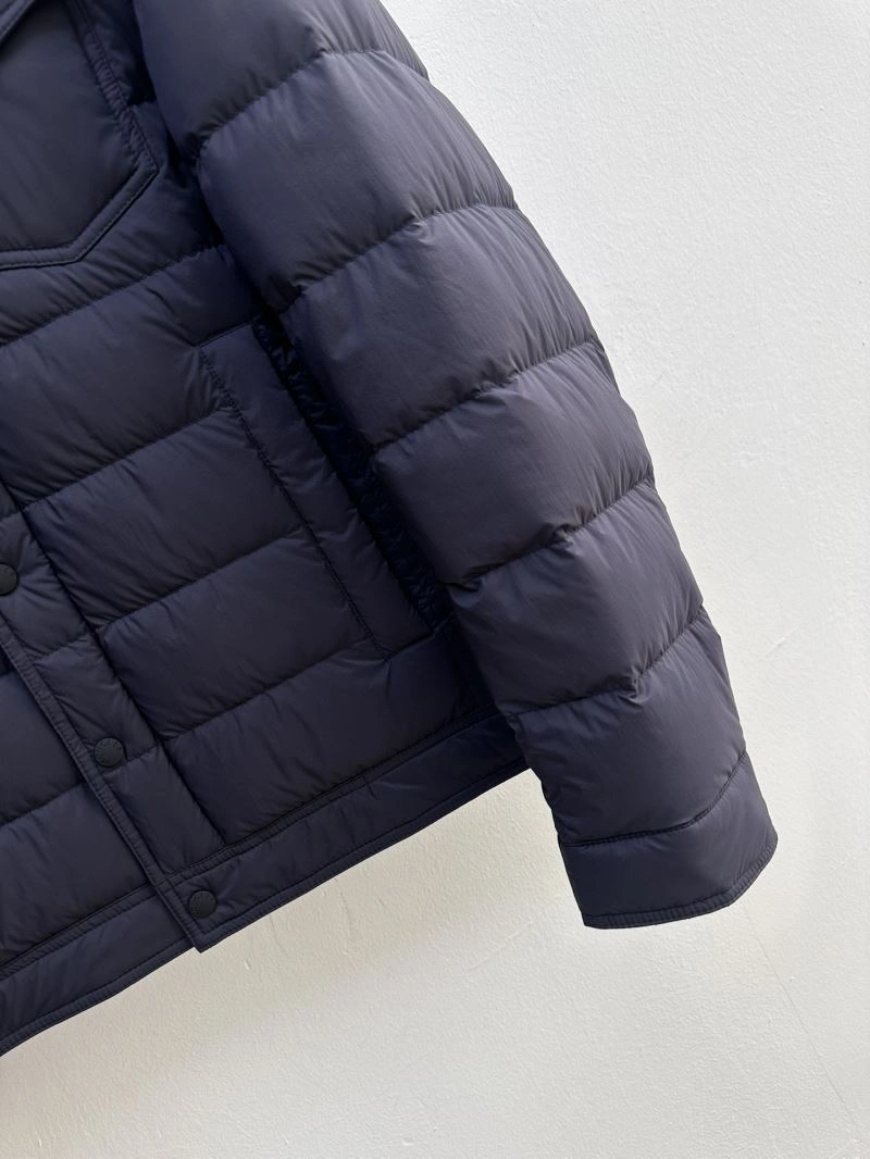 Durable Moncler Down Jackets 144132