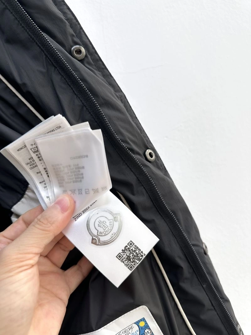 Original Moncler Down Jackets 144125