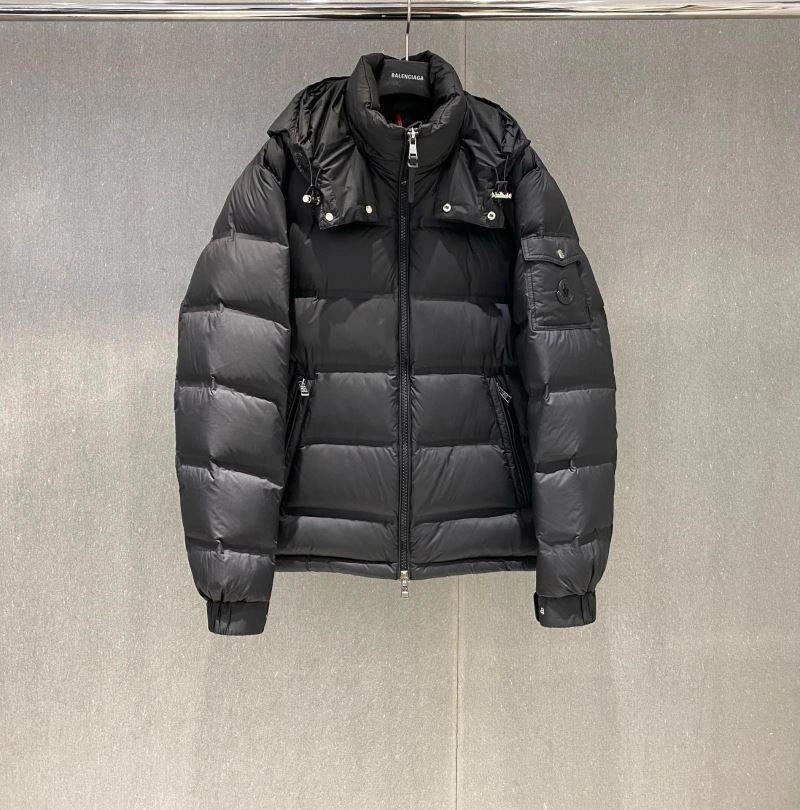 WaterResistant Moncler Down Jackets 144119