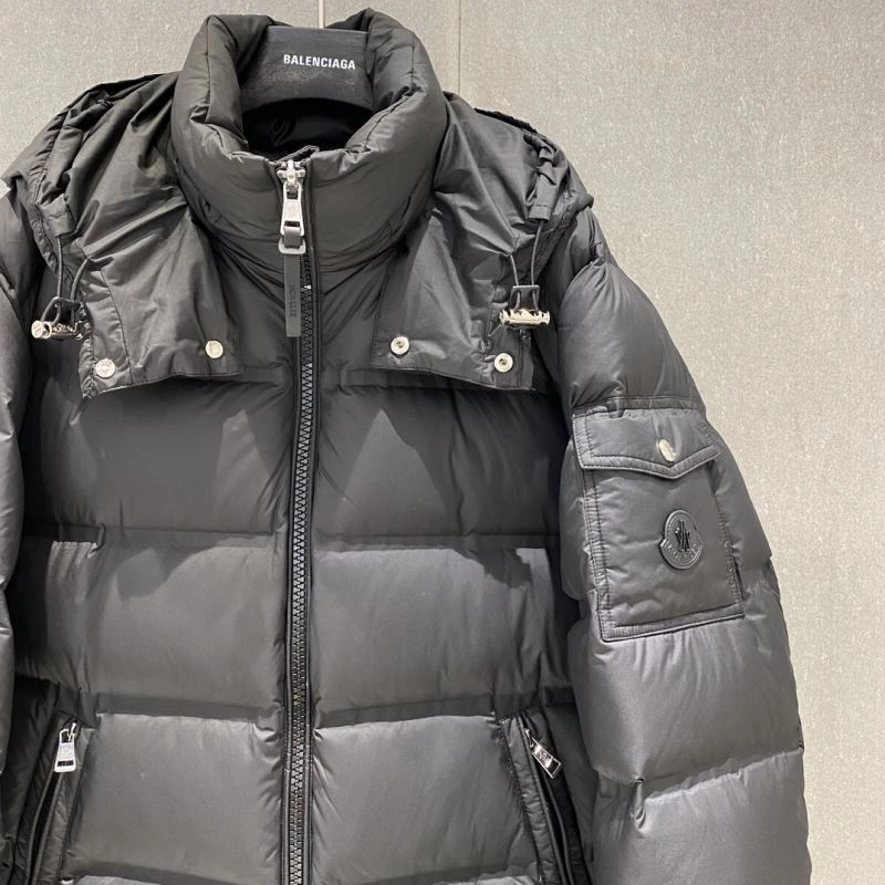 WaterResistant Moncler Down Jackets 144119