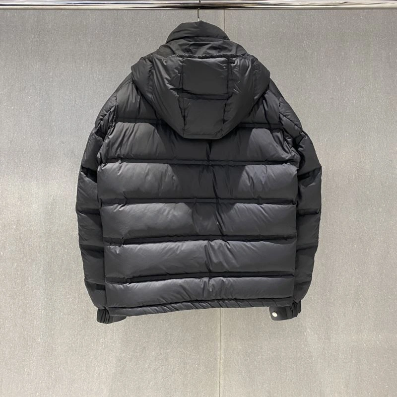WaterResistant Moncler Down Jackets 144119