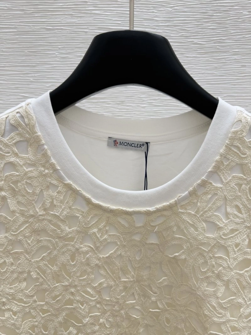 Moncler Dress Suits Modern 139643