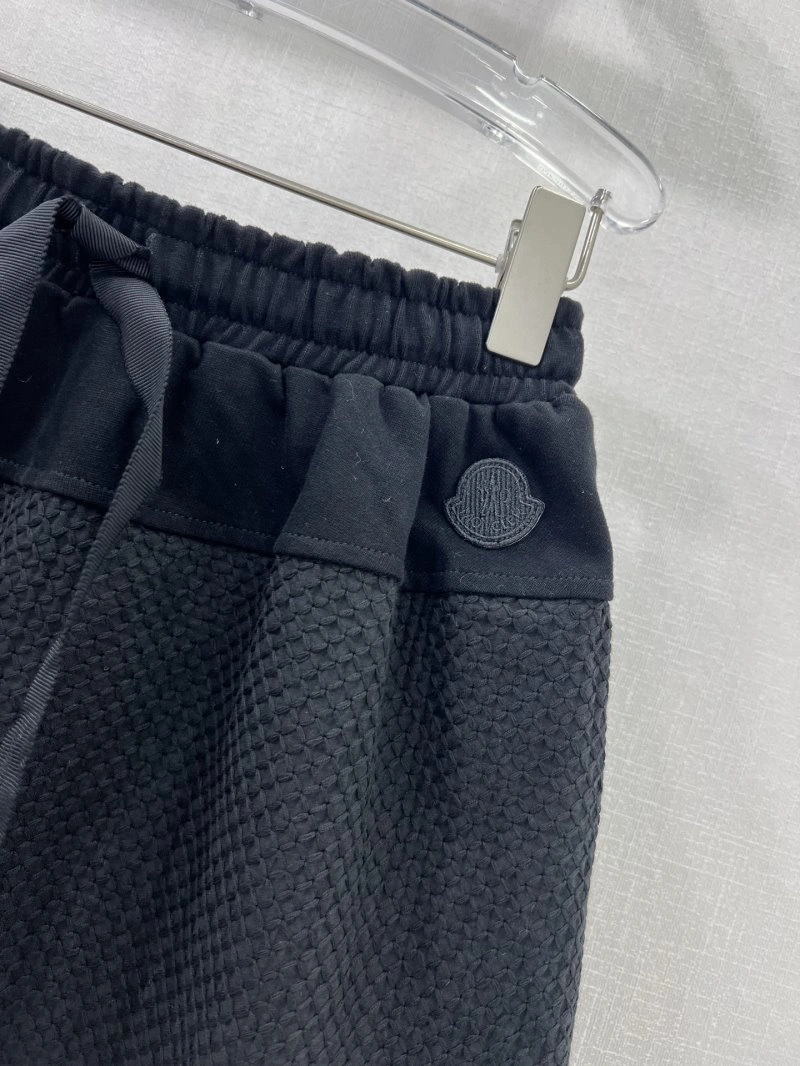 Thermal Moncler Dress Suits 139761