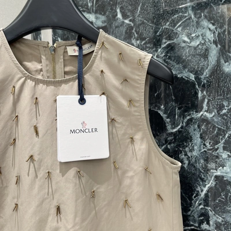 Moncler Dress Neat 139709