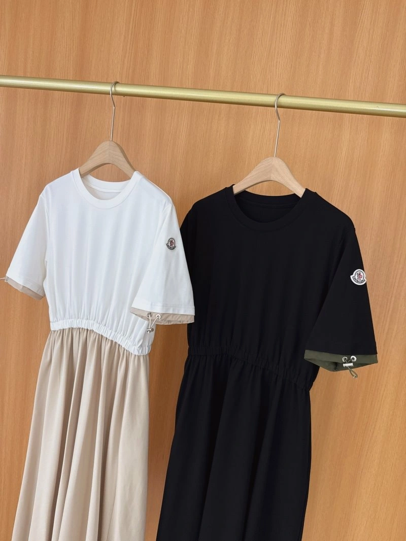 Moncler Dress Breathable 139695
