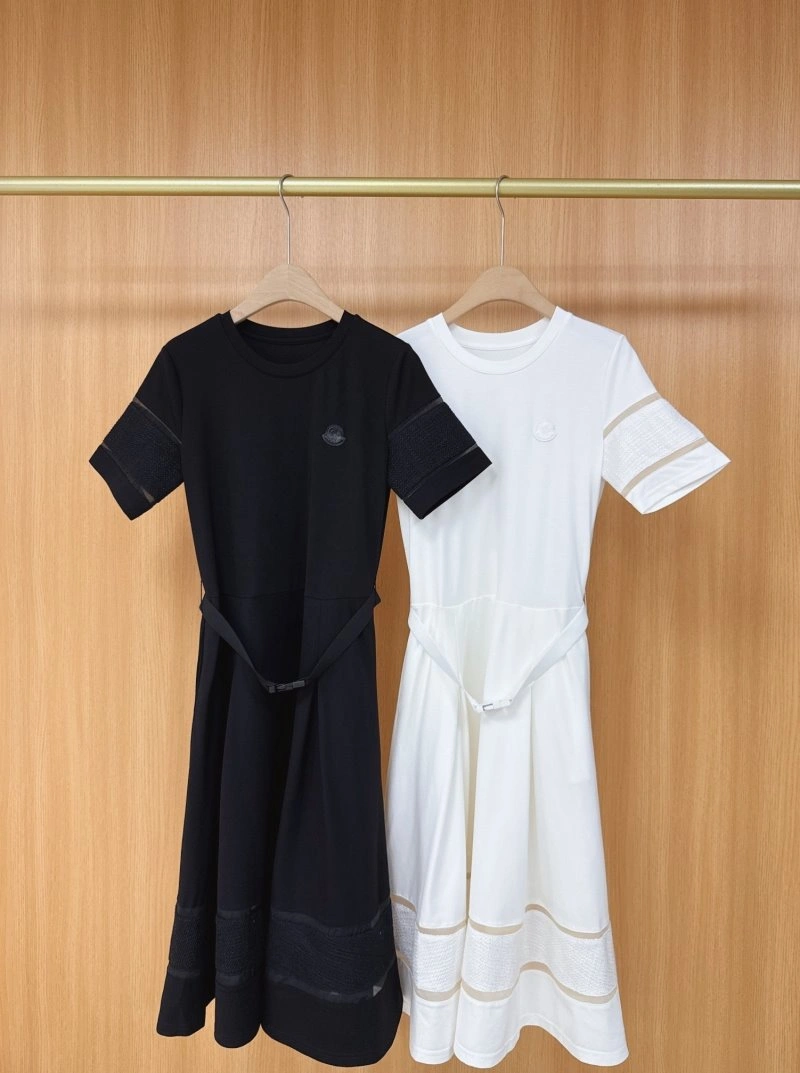 Moncler Dress WaterResistant 139800