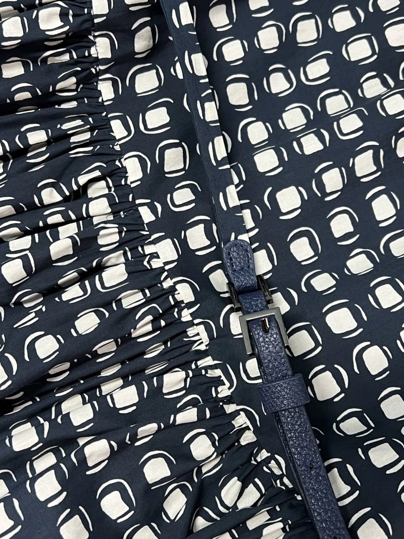 Moncler Dress Vibrant 139802