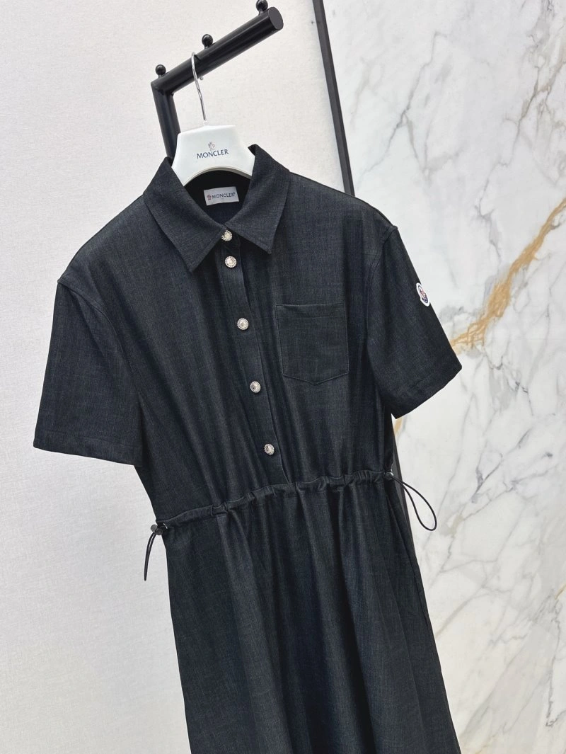 Moncler Dress EasyMatch 139670