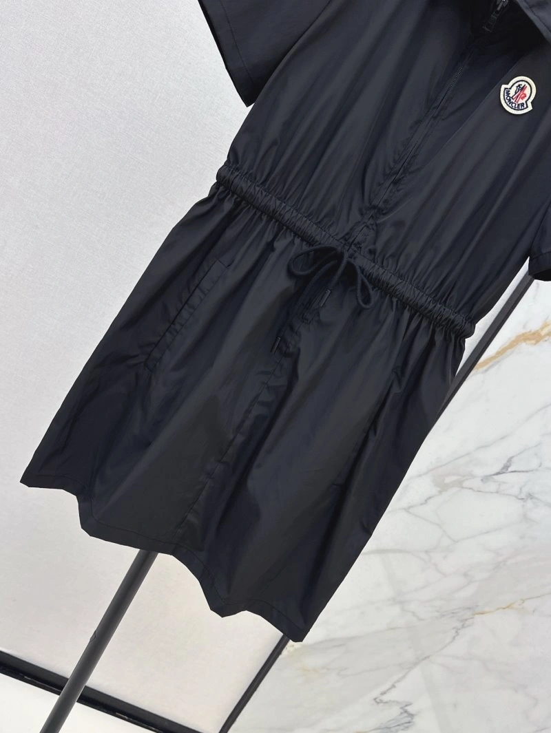 Moncler Dress WaterResistant 139660