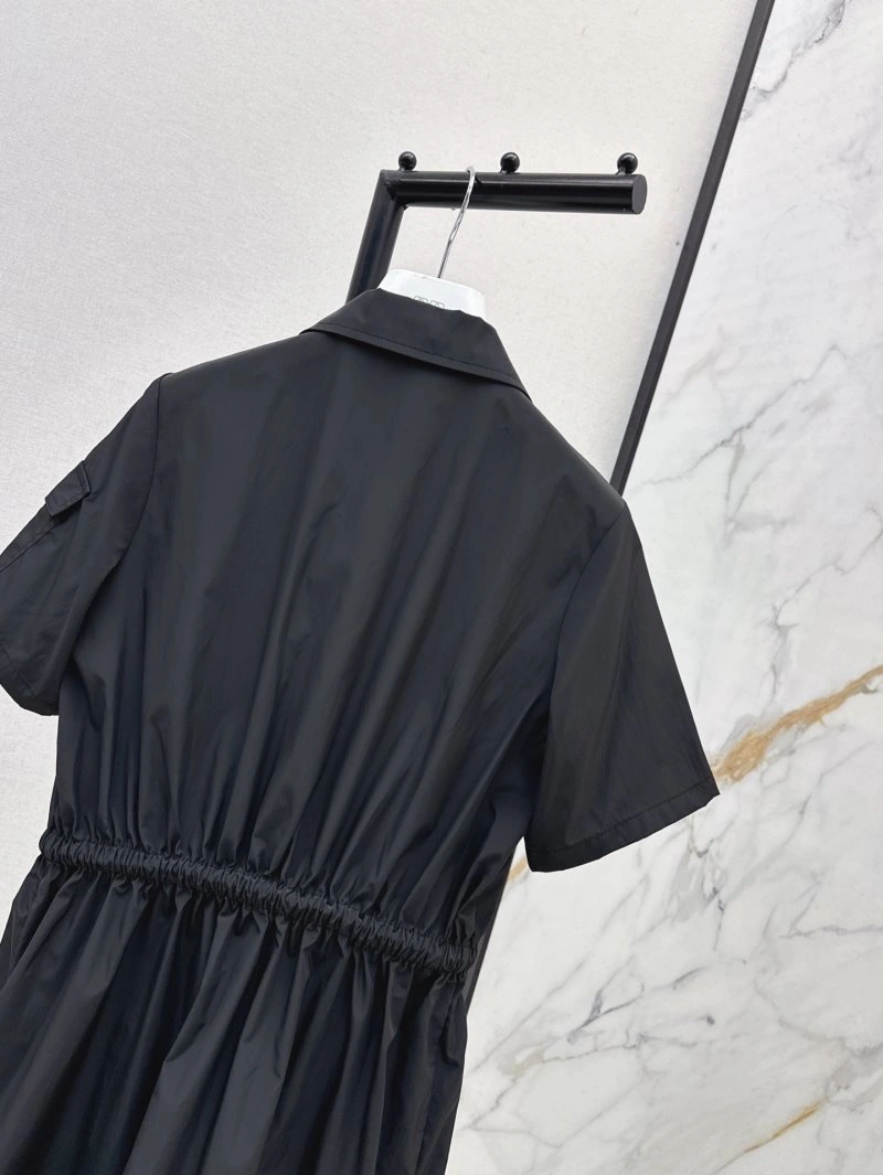 Moncler Dress WaterResistant 139660