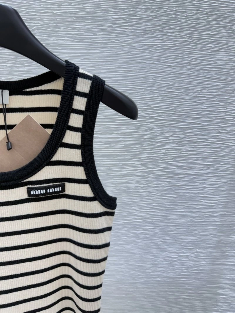 OnTrend Moncler Dress 139651