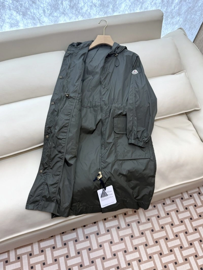 Moncler Dress Youthful 139632