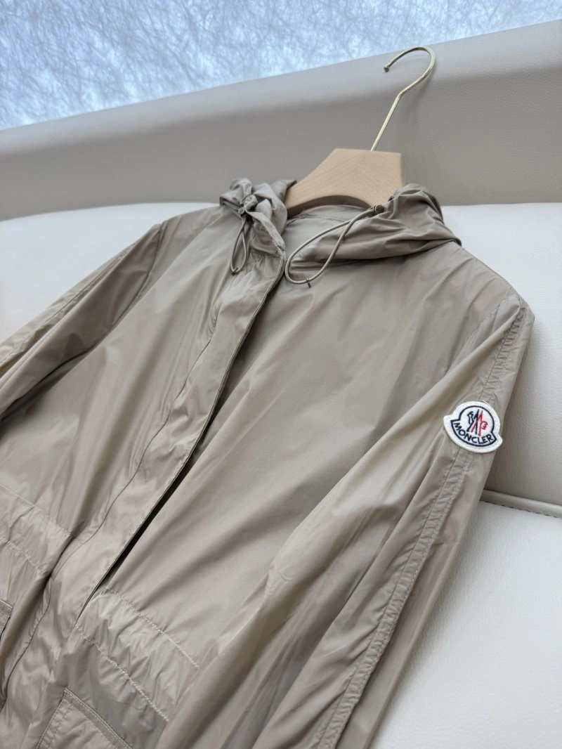 Trendsetting Moncler Dress 139646