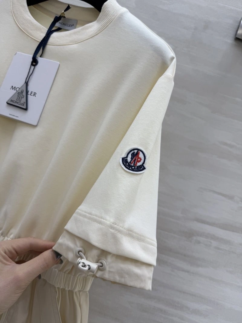 Effortless Moncler Dress 139650