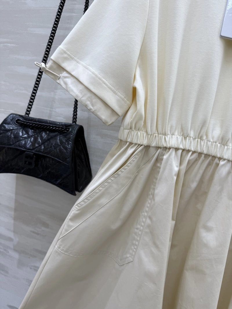 Effortless Moncler Dress 139650