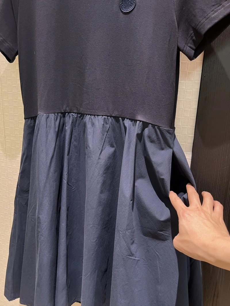 Trendy Moncler Dress 139778