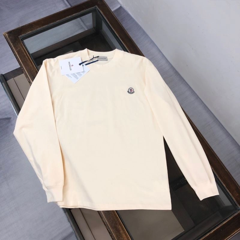 WaterResistant Moncler Hoodies 143673