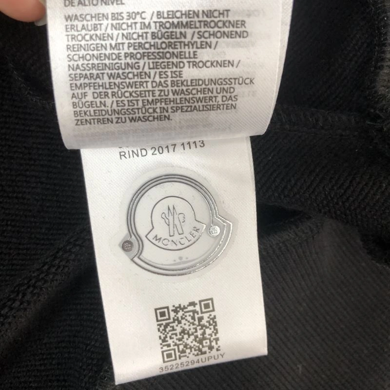 Moncler Hoodies WaterResistant 143616