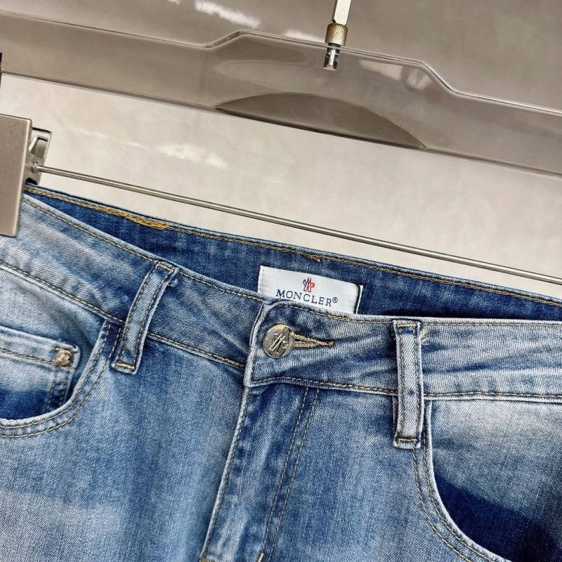 OdorResistant Moncler Jeans 143702