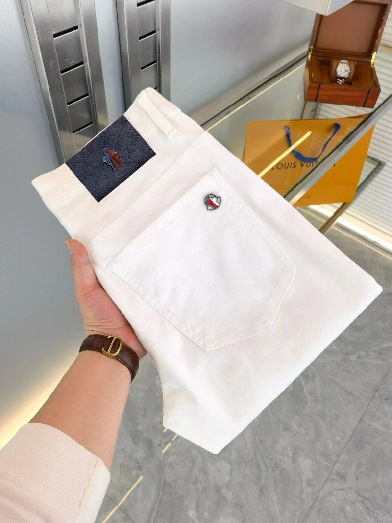Moncler Jeans Reliable 139895