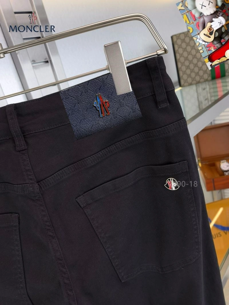 Moncler Jeans Flexible 139890