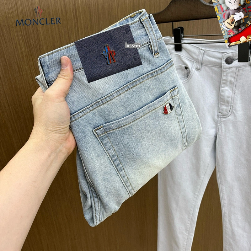 Moncler Jeans Contemporary 139872