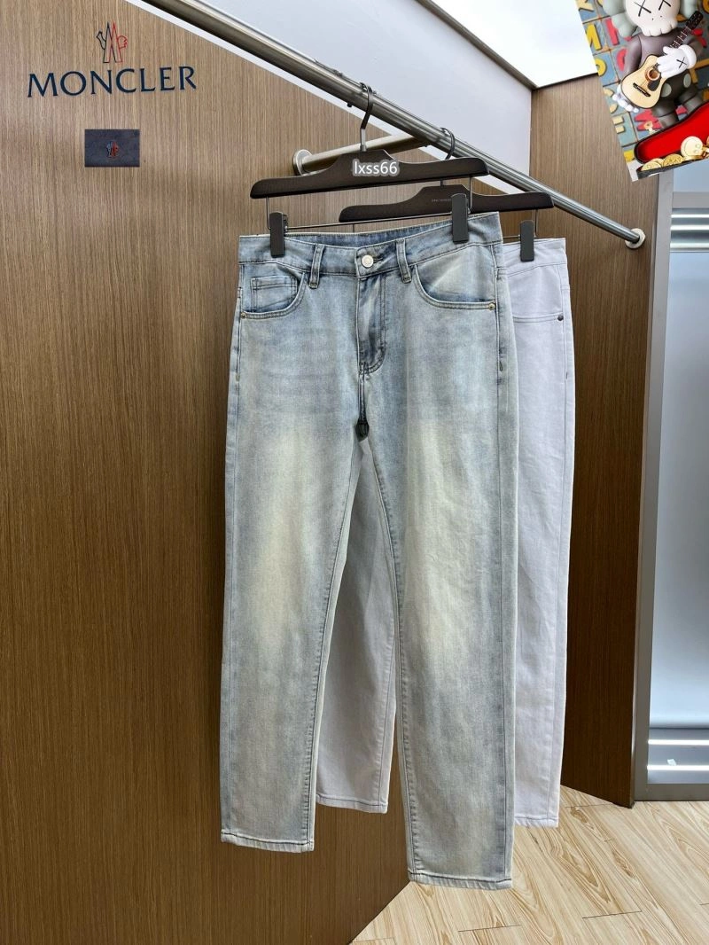 Moncler Jeans Contemporary 139872