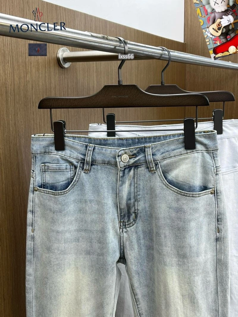 Moncler Jeans Contemporary 139872