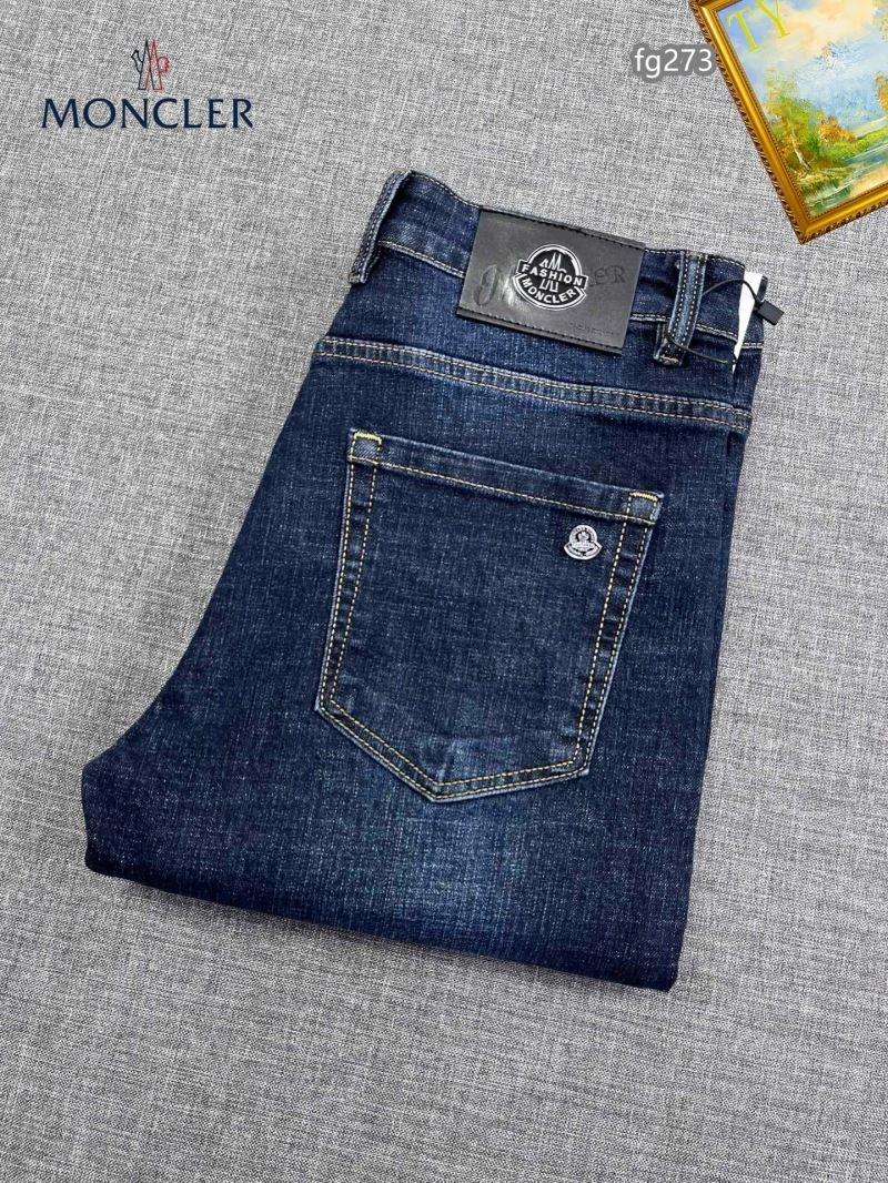 Moncler Jeans GoAnywhere 139870