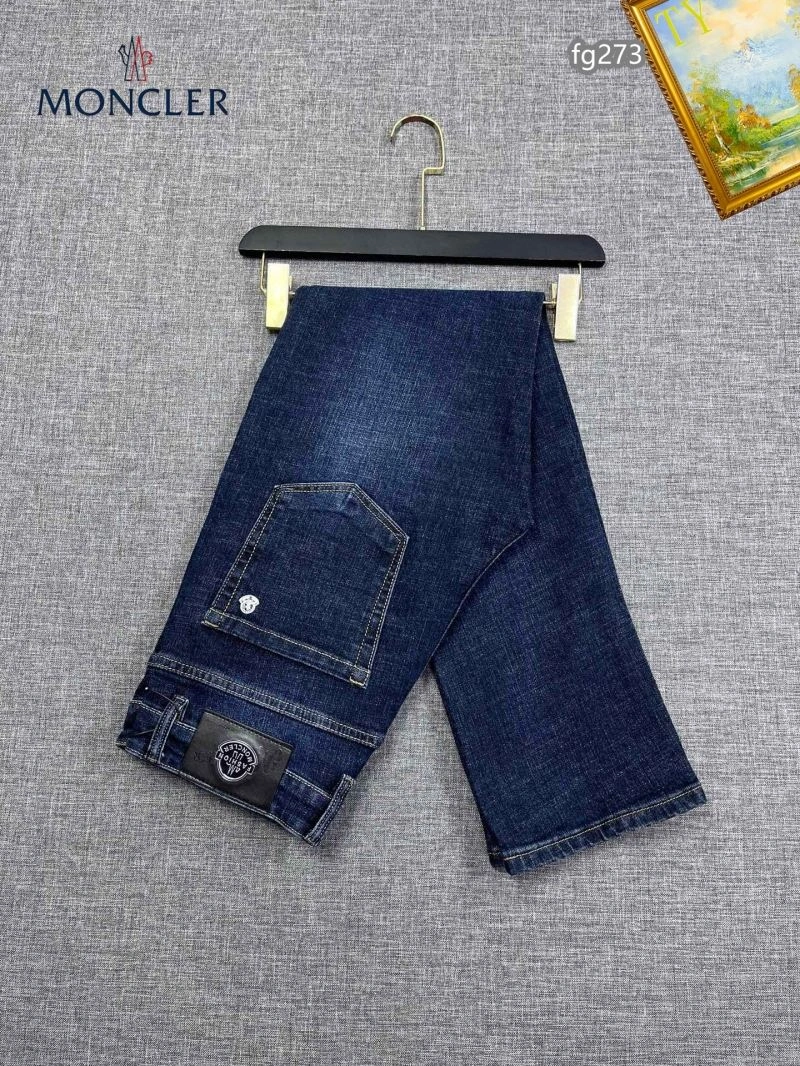 Moncler Jeans GoAnywhere 139870