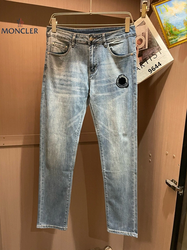Moncler Jeans Stretchable 139869