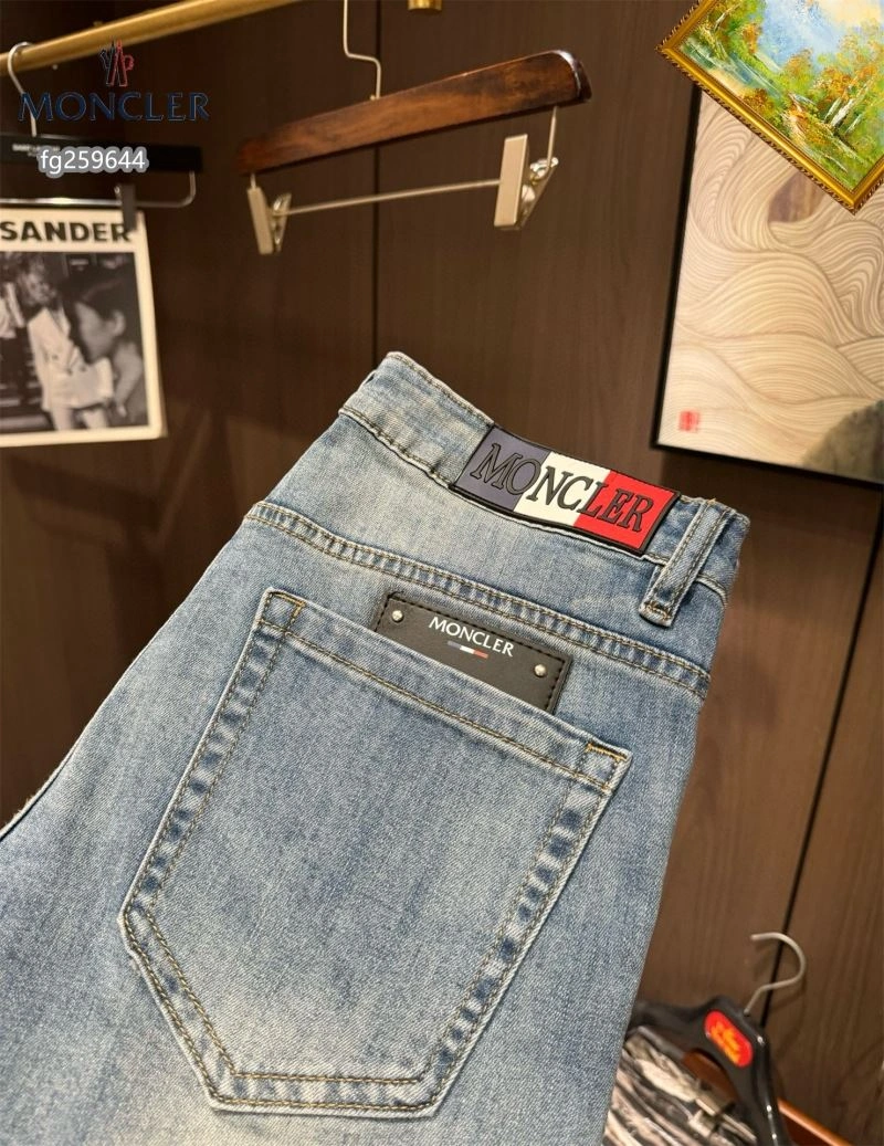 Moncler Jeans WrinkleFree 143674