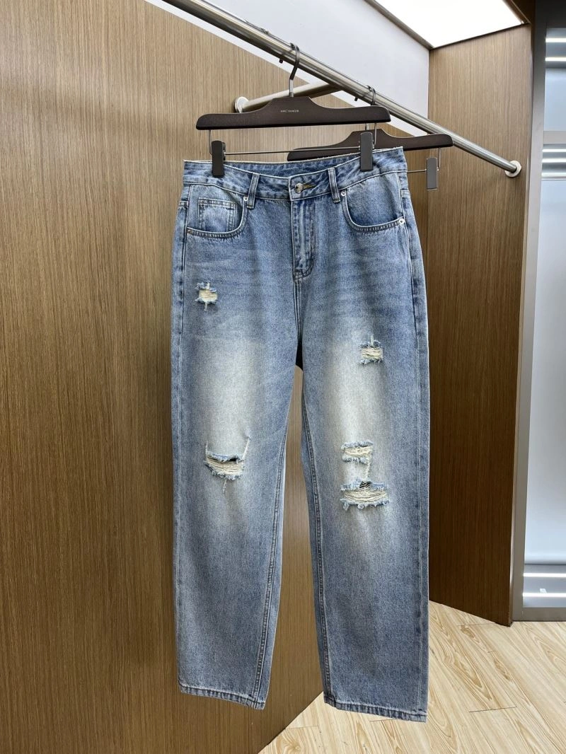 Upgraded Moncler Jeans 142625