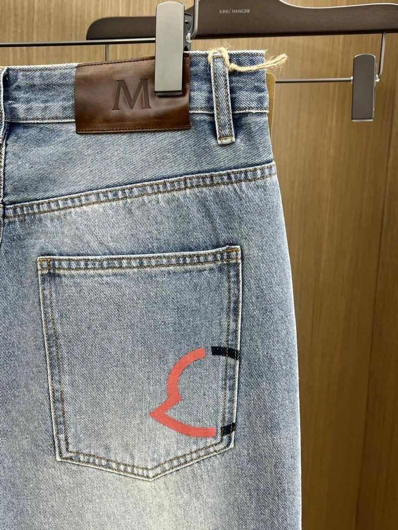 Upgraded Moncler Jeans 142625