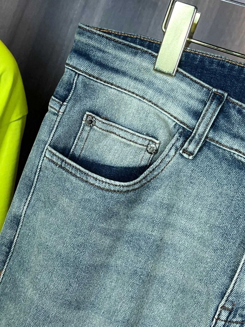 Fashionable Moncler Jeans 142631