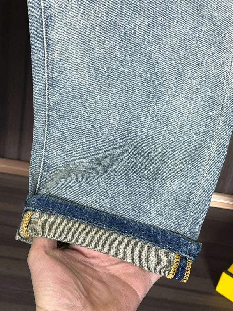 Fashionable Moncler Jeans 142631