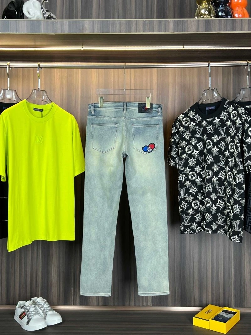 Trendy Moncler Jeans 142619