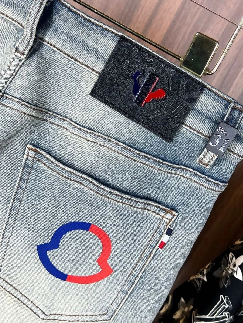 HighPerformance Moncler Jeans 142637