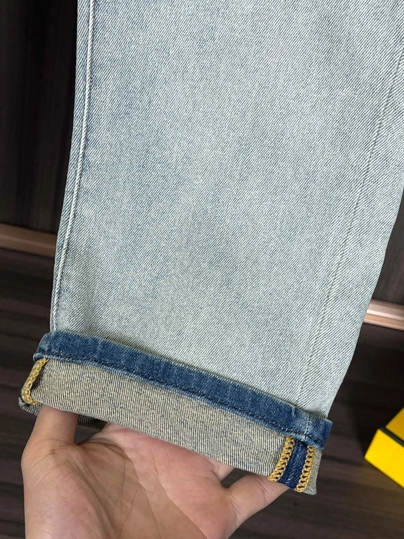 HighPerformance Moncler Jeans 142637