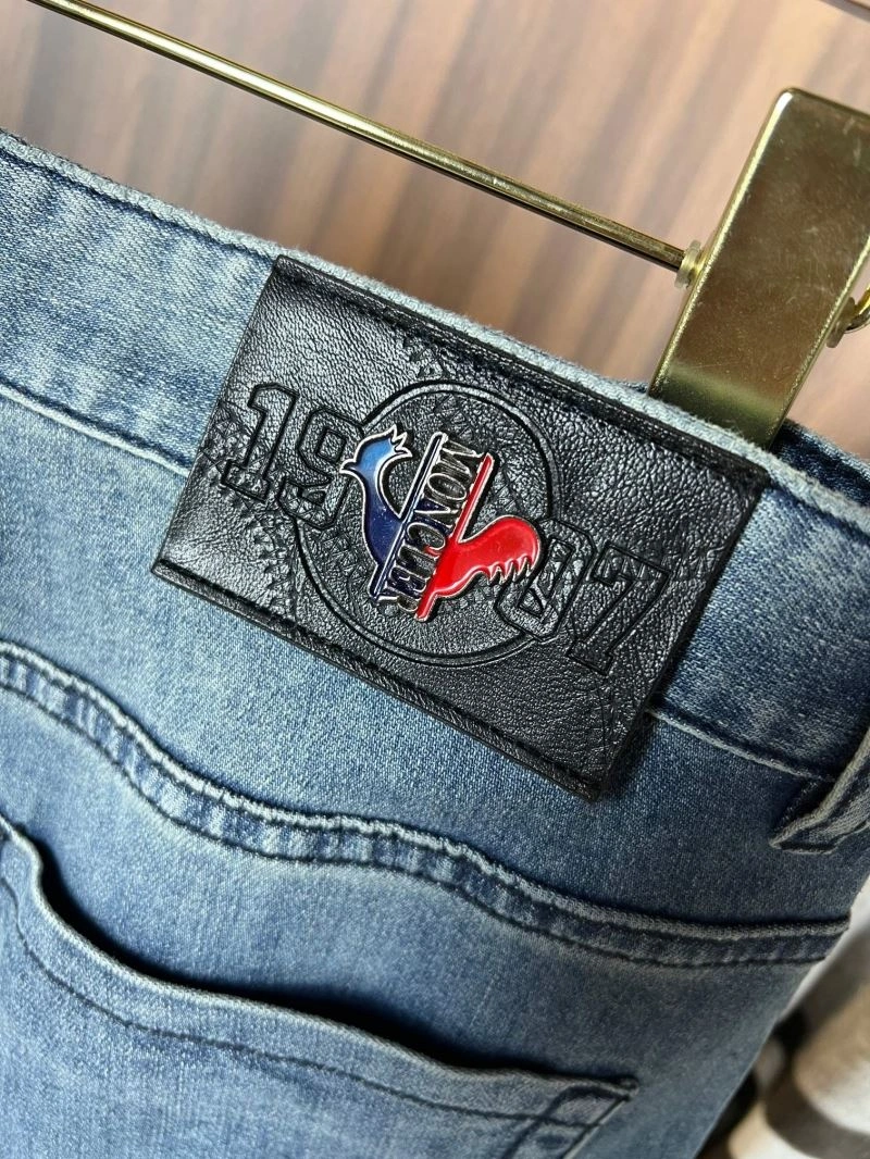 Moncler Jeans Fashionable 142620