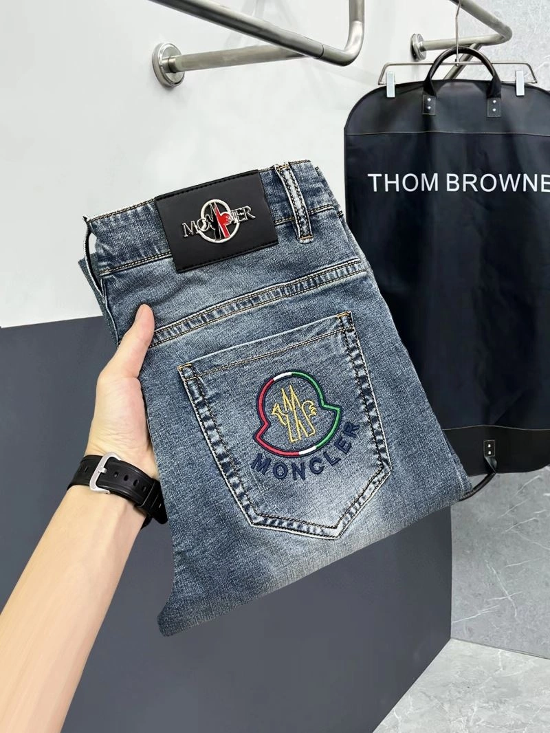 Moncler Jeans Lightweight 142609