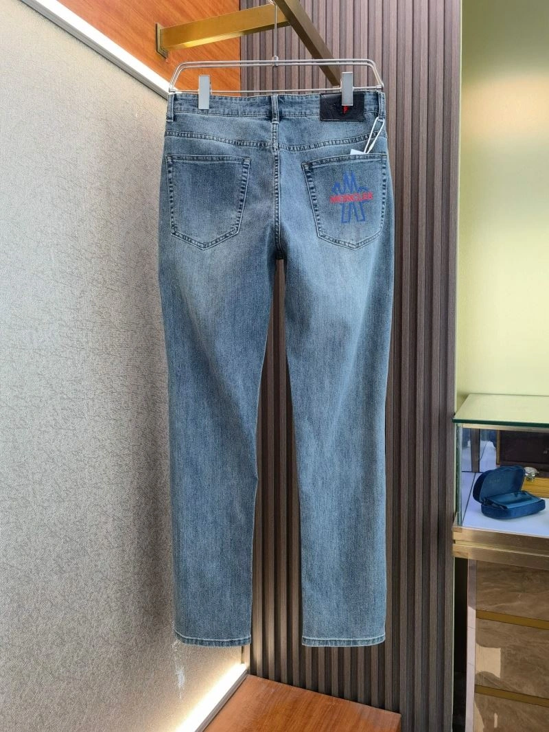 TravelReady Moncler Jeans 142610